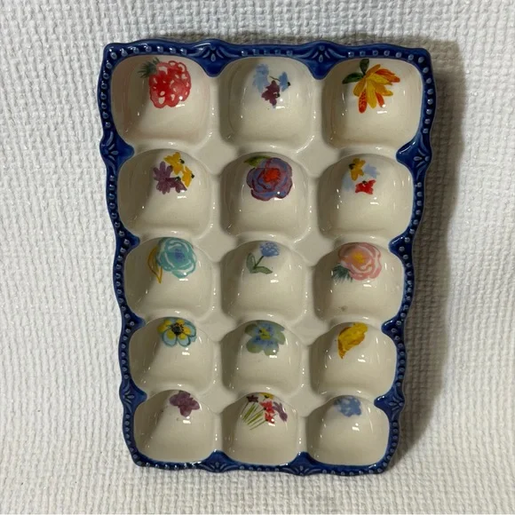 Pioneer Woman Egg Holder Ceramic Floral 15 Eggs Blue White farm - Picture 2 of 4